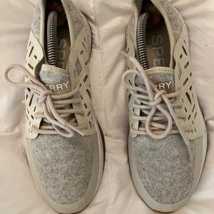 Sperry Wool Sneakers Size 7.5M